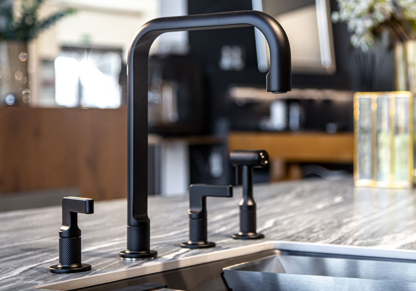 Pull-Out Faucets
